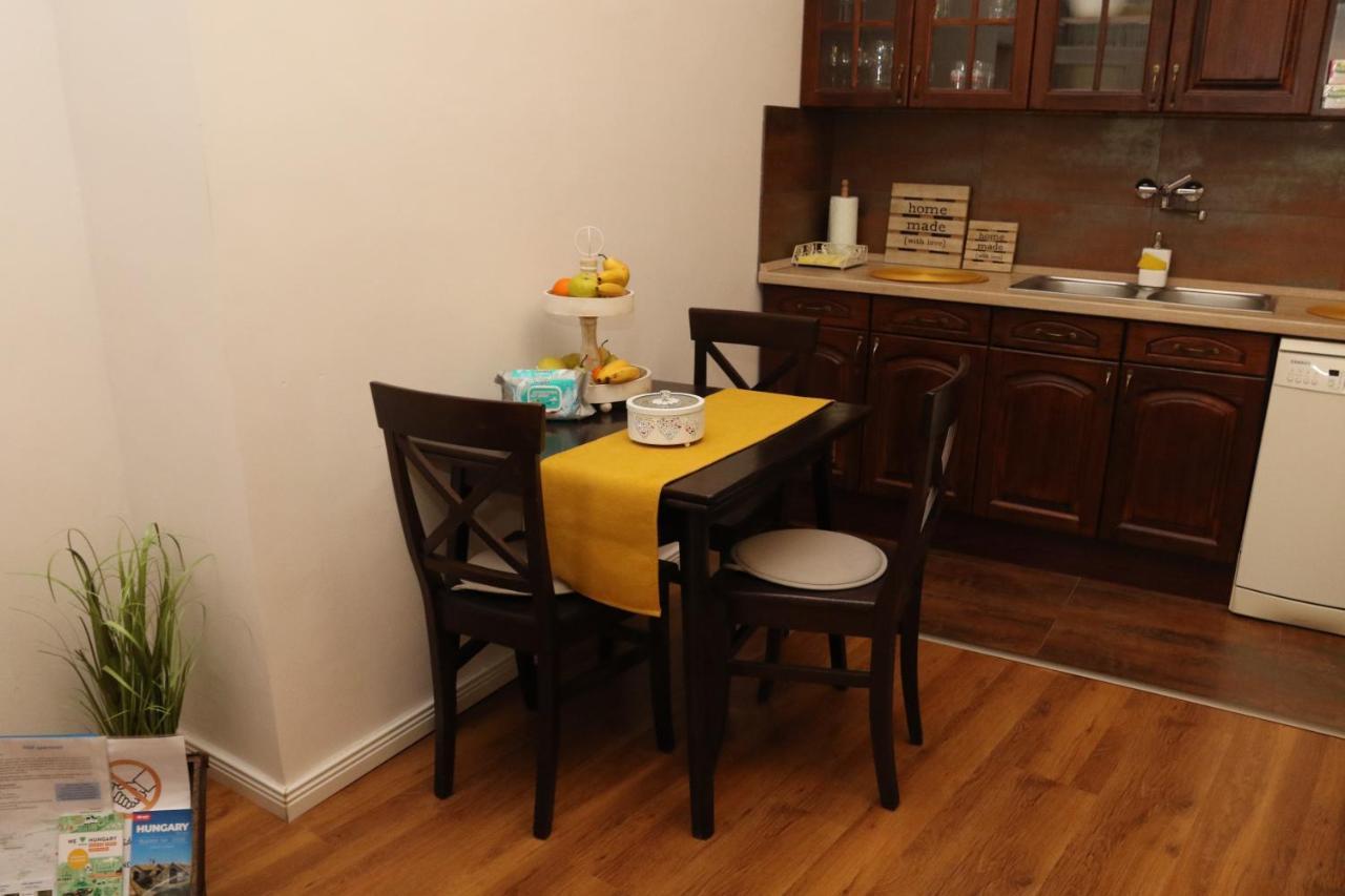 Hedi Apartman Miskolc Exteriör bild